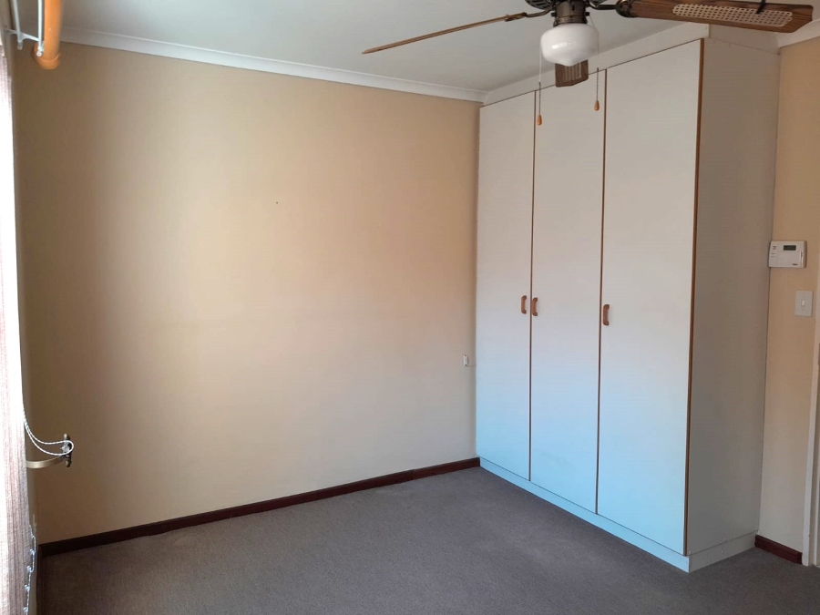 To Let 2 Bedroom Property for Rent in Strelitzia Park Eastern Cape
